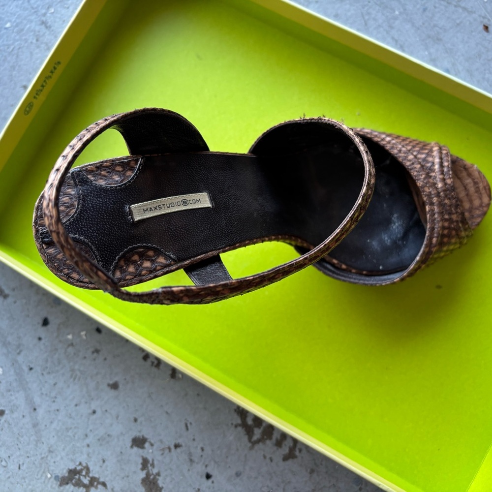 Max Studio Brown Snakeskin Heels